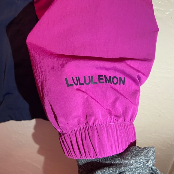 Lululemon Windbreaker Jacket - Picture 9 of 16